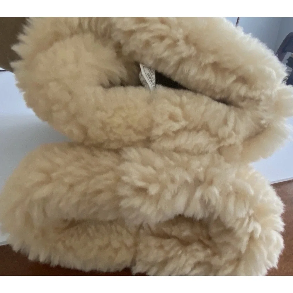 UGG Australia Sheepskin Classic Tall Suede Boot Tan Women Sz 9 US‎ 5815